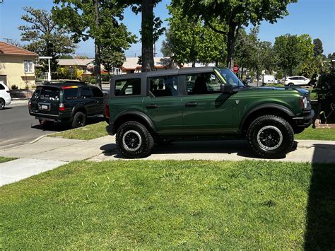 “lucky Green” 2022 Eruption Green 4dr Base Sasquatch Build Bronco6g 2021 Ford Bronco