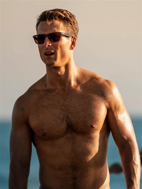 Pin On Glen Powell