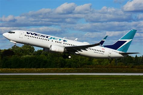 C Fkwj Westjet C Fkwj Boeing B Ct Sw Westjet L Flickr