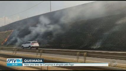 Inc Ndio Toma Conta De Mata Ao Lado Da Rodovia D Pedro I Em Campinas