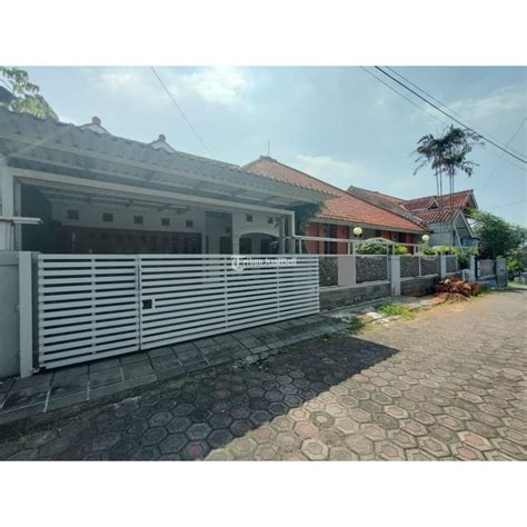 Dijual Rumah Bekas Luas M Siap Huni Di Tirta Kencana Pesantren Di