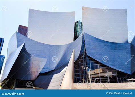 Scenic View Of The Walt Disney Concert Hall Under The Clear Sky La