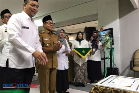 Permudah Layanan Masyarakat Wali Kota Malang Resmikan Stand Kantor