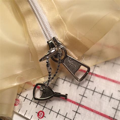 Add On Locking Zipper For Latex Hood Mkl Latex Couture