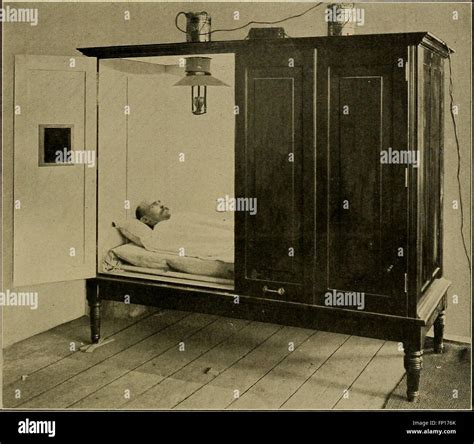 A System Of Instruction In X Ray Methods And Medical Uses Of Light Hot Air Vibration And High
