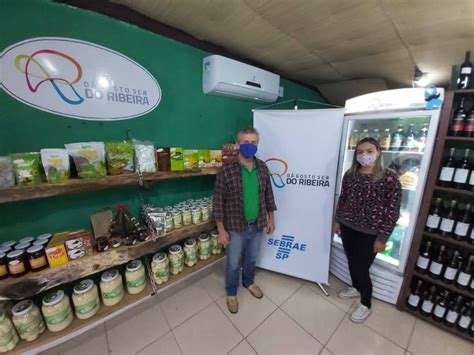 Loja de produtos típicos inaugura prateleira de produtos Dá Gosto Ser