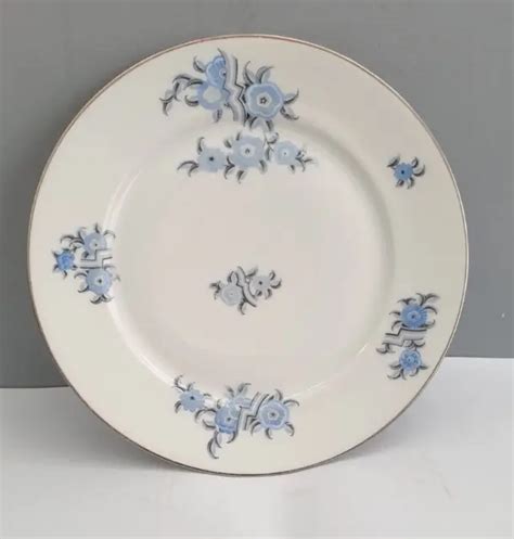 Cinq Assiettes Anciennes En Porcelaine De Limoges Art D Co Eur