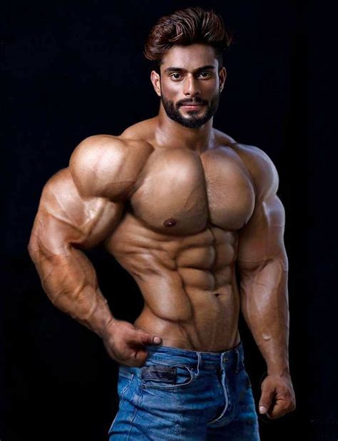 Muscle Morphs By Hardtrainer Indian Bodybuilder Muscle Men Hot