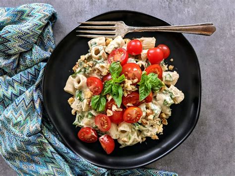 Cheesy Spinach Rigatoni - Plant Fueled Life