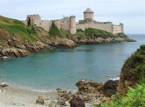 100 lieux incontournables de la Bretagne le Cap Fréhel et ses mystères