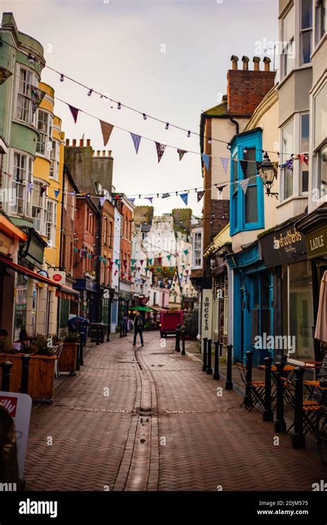 George Street Shops Old Town Hastings Hi Res Stock Photography And