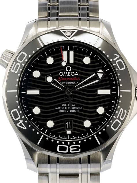 Omega 2023 Unworn Seamaster Diver 300m Co-axial Master Chronometer 42mm ...