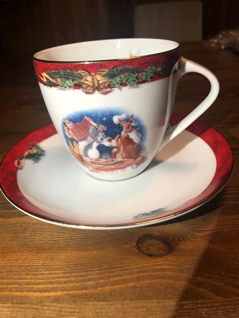 Fyrklövern Disney jul Kaffekopp 373156299 ᐈ Köp på Tradera