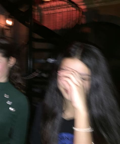 Blurry Flashlight Accidentel Picture Face Aesthetic Aesthetic Girl Covering Face