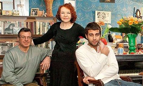 Нина Ургант - биография, личная жизнь, фото, фильмография, слухи и ...