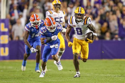 Lsu Takes Down Gators Behind Jayden Daniels Record Setting