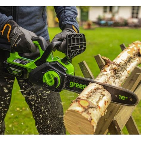 Greenworks V Cm Cordless Brushless Chainsaw