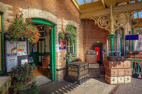 Tourist Train Station Jigsaw Puzzle Traditional Online Jigsaw