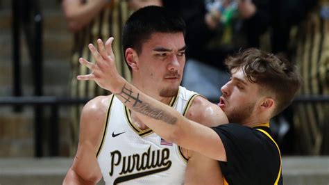 Iowa basketball gets destroyed by Purdue in blowout loss