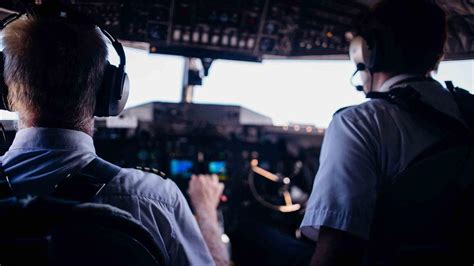 Escuela Para Pilotos Y Sobrecargos En Aicm N