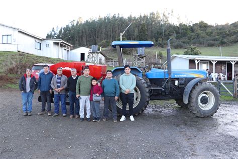 Realizan entrega de maquinaria agrícola para comunidad indígena