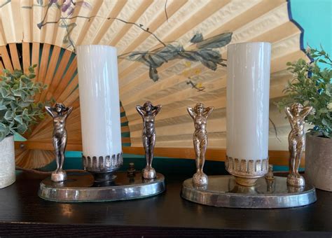 Vintage Lamp Art Deco Woman Figural Nude Cast Metal Table Mood Lamp Boudoir Set Etsy Canada