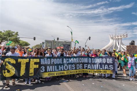 Maioria Do Stf Vota Para Manter Suspenso Piso Salarial Da Enfermagem