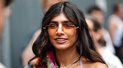 Playboy Cancels Mia Khalifa S Contract Over Controversial Social Media