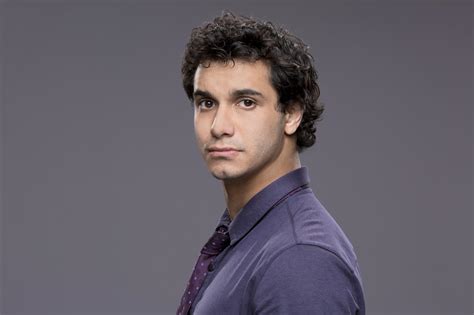 Download Walter Obrien Elyes Gabel Tv Show Scorpion Tv Show Hd Wallpaper