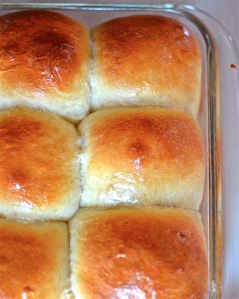 Hawaiian Sweet Rolls {the Fluffiest Rolls Ive Ever Made} Sweet Roll