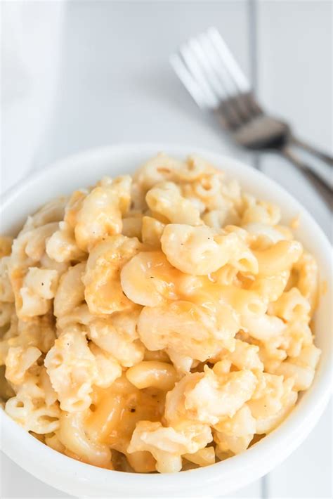 Crockpot Mac And Cheese Deliciously Sprinkled