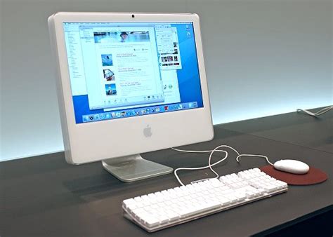 IMac With Intel Core Duo Processor Macworld Conference Expo 2006