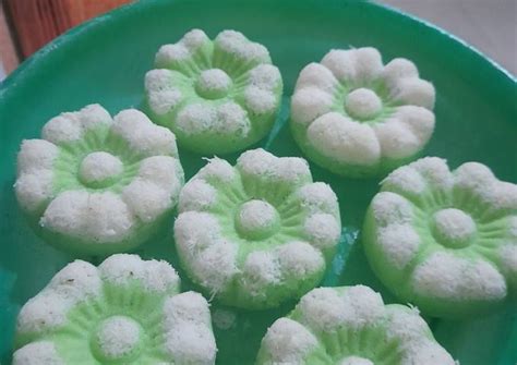 Resep Kue Putu Ayu Oleh Wiwit S Putri Cookpad