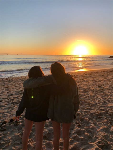 Summer Friends Picnic Sunset Sky Ocean Things To Do Beach