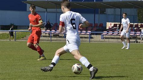 Fotogalerie Fotbal Kunovice U Fc Slu Ovice U Kolo Jaro