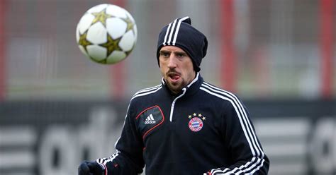 Franck Ribery Vom Fc Bayern M Nchen Trainiert Mit Dem Ball