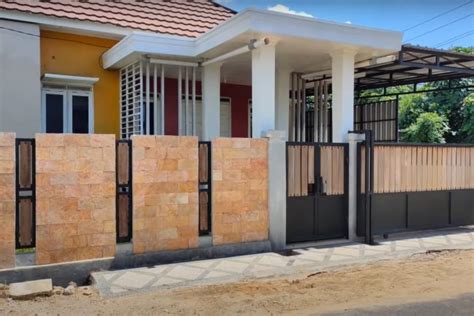 10 Model Pagar Depan Rumah Setengah Tembok Unik Dan Modern 2021 Blog