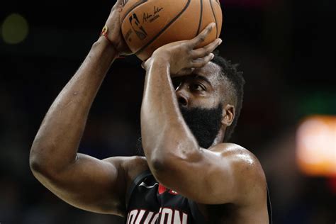 James Harden Goes 24 Of 24 On Free Throws After Heckle Yahoo Sport