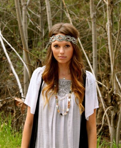 30 Bohemian Hairstyles For Women To Look Different And Dazzling