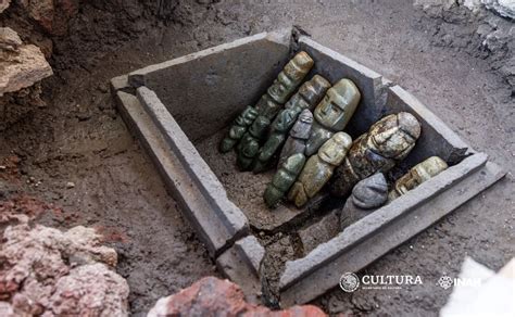 El Proyecto Templo Mayor descubre ofrenda de consagración de la época