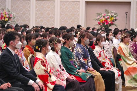 令和4年度卒業式を挙行しました 短大クエスチョン