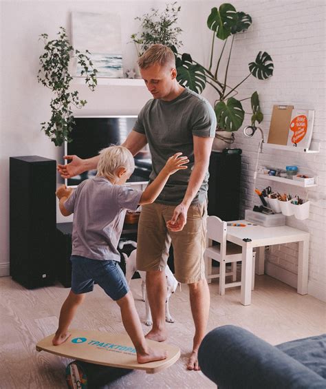 Детская ревность: почему ребенок ревнует к другому ребенку