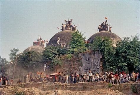 Babri Masjid Demolition Case Special Cbi Court Issues Summons To