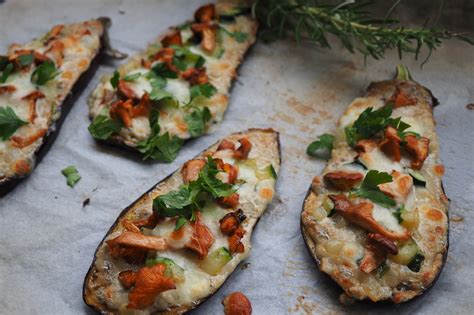 Bakłażany pieczone w sosie gorgonzola z kurkami i cukinią Kuchnia Breni