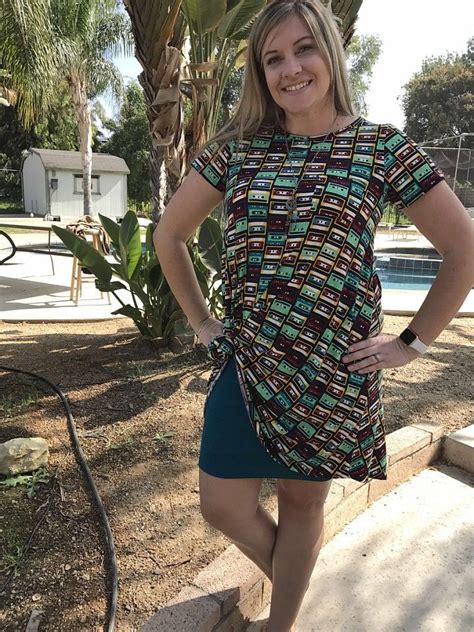 Lularoe Carly Knotted And Paired With A Cassie Click For More Styling Ideas And To Shop Lularoe