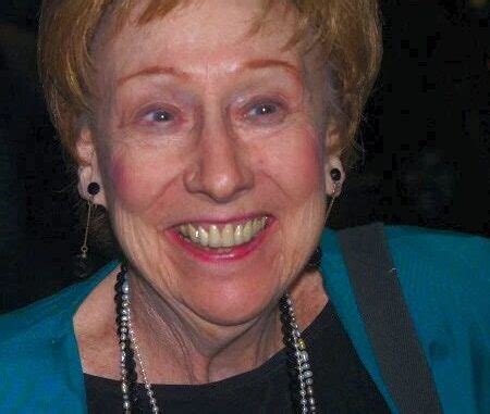 Jean Stapleton partially based Edith off of a ”beloved dingbat” in her ...