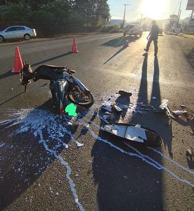 Motociclista ferimentos de média gravidade após acidente na