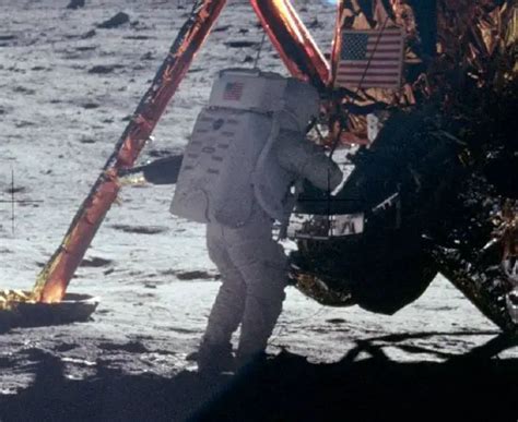 apollo   world encyclopedia