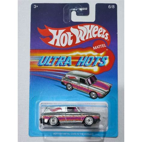 Hot Wheels Ultra Hots Custom Volkswagen Squareback Zamac Very Minor Softcorners Card