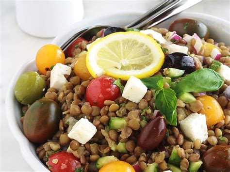 Salade de lentilles aux tomates feta concombre Une salade parfumée